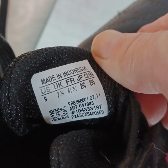 ADDIDAS Woman Black & Rainbow Athletic  Sneakers 9M‎ - Picture 4 of 9